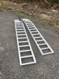  Aluminum loading ramps 