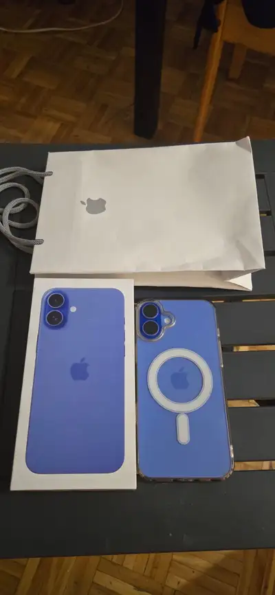 Iphone 16 plus, View more