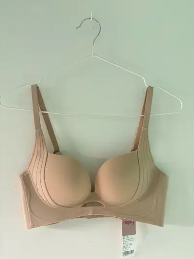 Underwear size 75B, View more