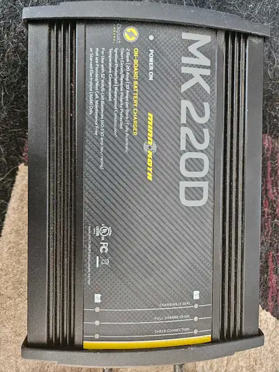Humminbird MK220D on board battery charger. A great 2 bank 20amp charger, 10 amp per bank. Works wit...