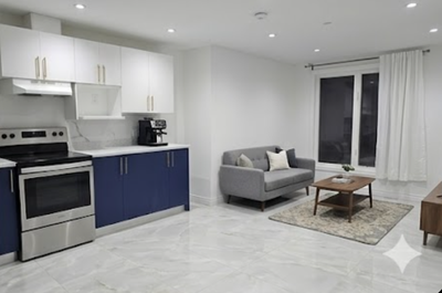 Winston Churchill & Thomas Area Looking for a spacious, bright, and private place to call home? Chec...