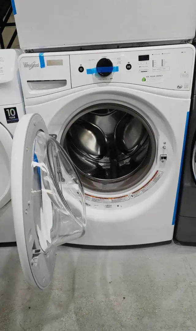 Set washer and dryer 27” Whirlpool  in Washers & Dryers in City of Toronto - Image 4