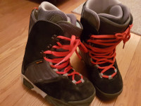 Burton Snowboard Boots Mens size 8Womens size 9Like new$95