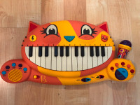 Toy Meowsic Cat Face Musical Keyboard Piano & Microphone $35