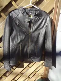 NEW PRICE HIGH QUALITY BLACK LEATHER JACKET