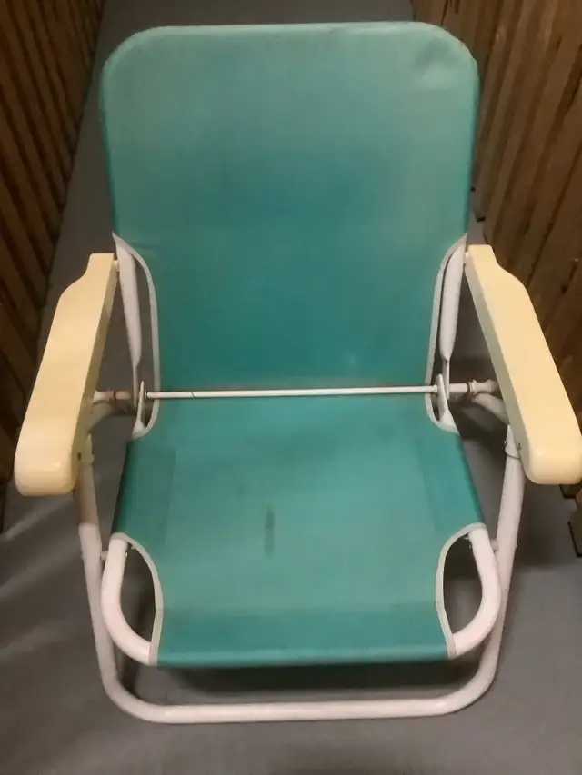 Beach chairs in Fishing, Camping & Outdoors in Ottawa - Image 4