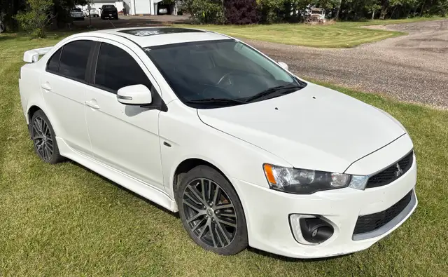 2017 Mitsubishi Lancer ES 
