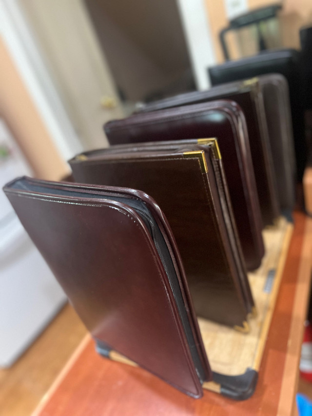 Leather Binders in Arts & Collectibles in Oshawa / Durham Region - Image 2