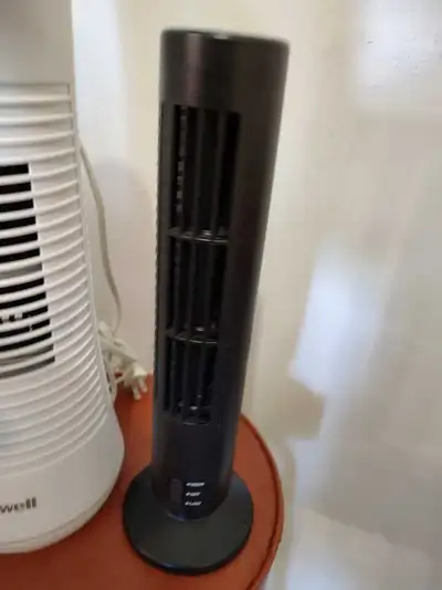 Selling compact and portable oscillating Honeywell fan and a fre, View more