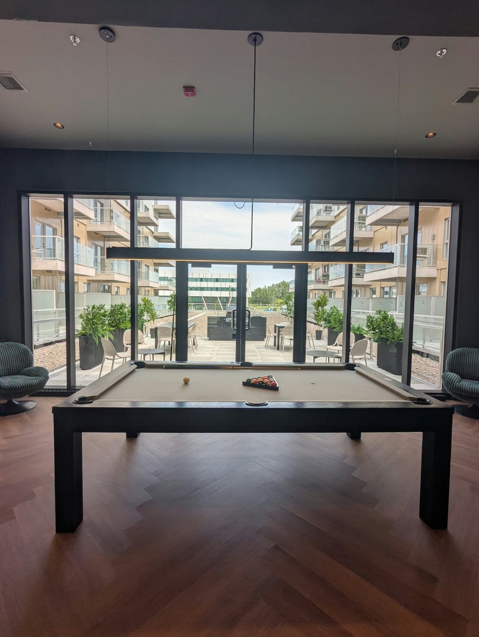Condo neuf luxueux - 5 électros - 2 stationnements intérieurs 4