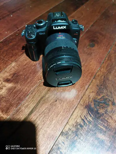 Panasonic Lumix GH1, View more
