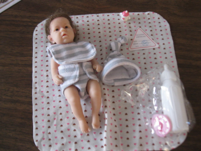 BRAND NEW mini reborn silicone doll in Arts & Collectibles in North Bay - Image 2