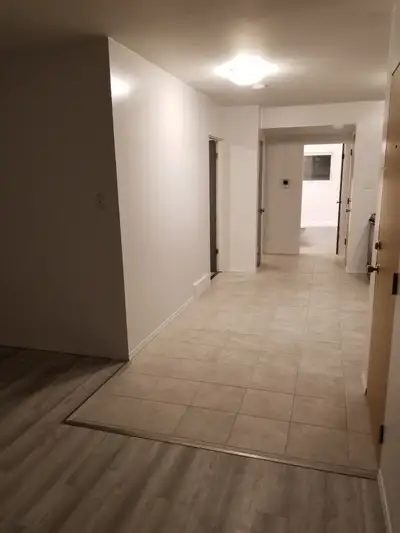 Beautiful 2 Bedroom Apartment in quiet building 3069605282