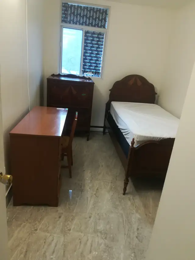 Private Room Available - Don Mills Rd
