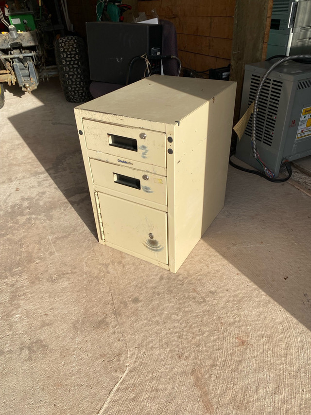 Chub safe/ cash drawer  in Other Business & Industrial in Summerside