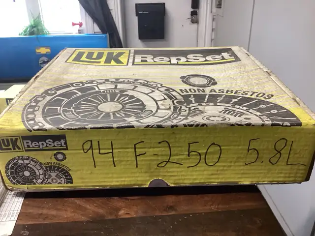 For Sale, Clutch kit for 1994 Ford F250 5.8 liter
