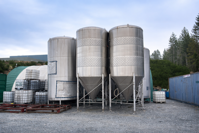 Title: Brewery Tanks for Sale – 4,000 Gal + 5,000 Gal Tanks Price: 4,000-gal fermenter: $11,995 OBO...