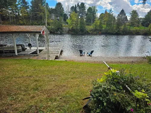 Why you'll love this place: - waterfront with direct access to Lake Muskoka, Lake Rosseau and Lake J...