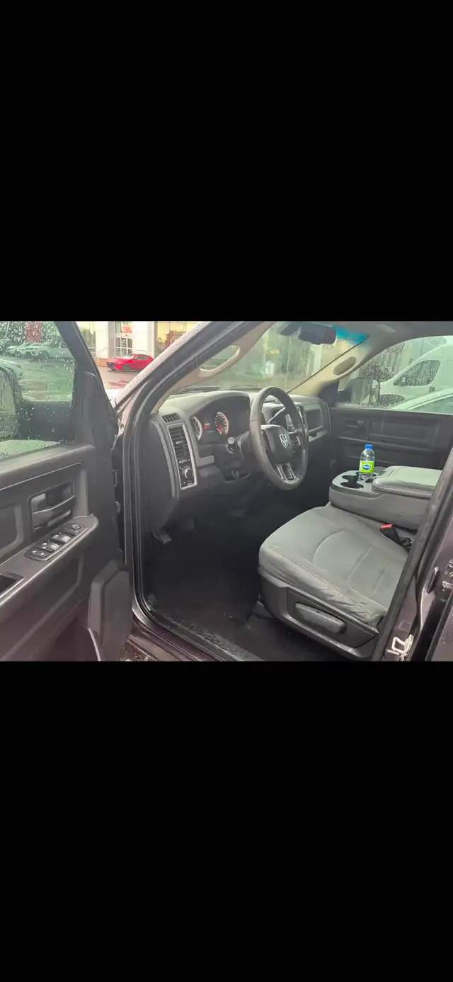 Dodge Ram 2015548407755849093124