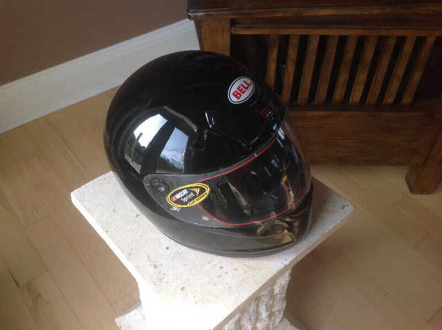 NEWAuthenticated NASCAR Bell Helmet Signed by Dale Earnhardt Jr. in Arts & Collectibles in Bridgewater - Image 3
