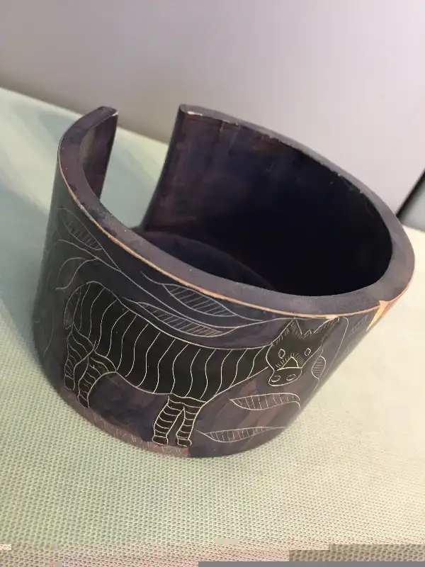 Vintage Zebra Giraffe African Soapstone Container - 'AS IS'64750349023747121