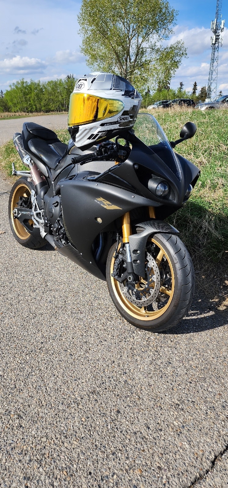 r1 kijiji