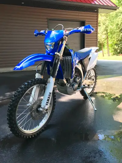 Pristine condition 2007 Yamaha WR450F with 2850 km. Like new condition. GYTR factory upgrades. Never...