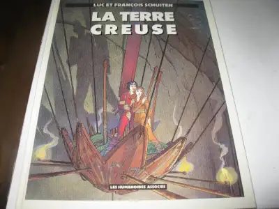 B.D. La Terre Creuse, View more