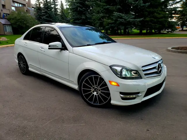 2013 Mercedes C350 4matic sedan