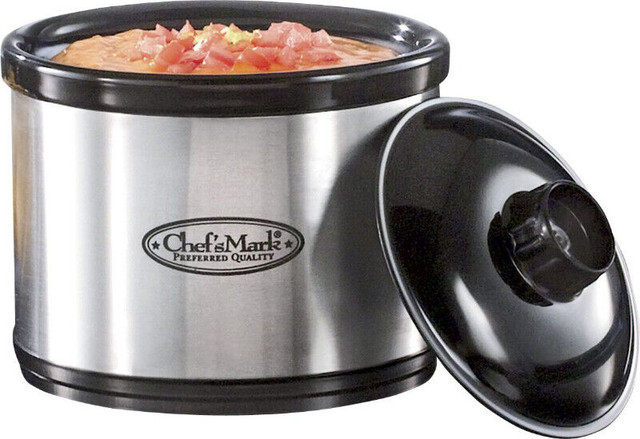 Chef's Mark® 6.5-Qt. Slow Cooker w/Bonus Mini Crock, New in Other in Hamilton - Image 2