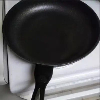 buy  fry pan with and get another fry pan or pot free, View more