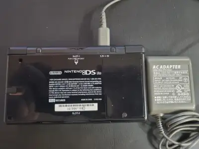 Nintendo NDS Lite, View more