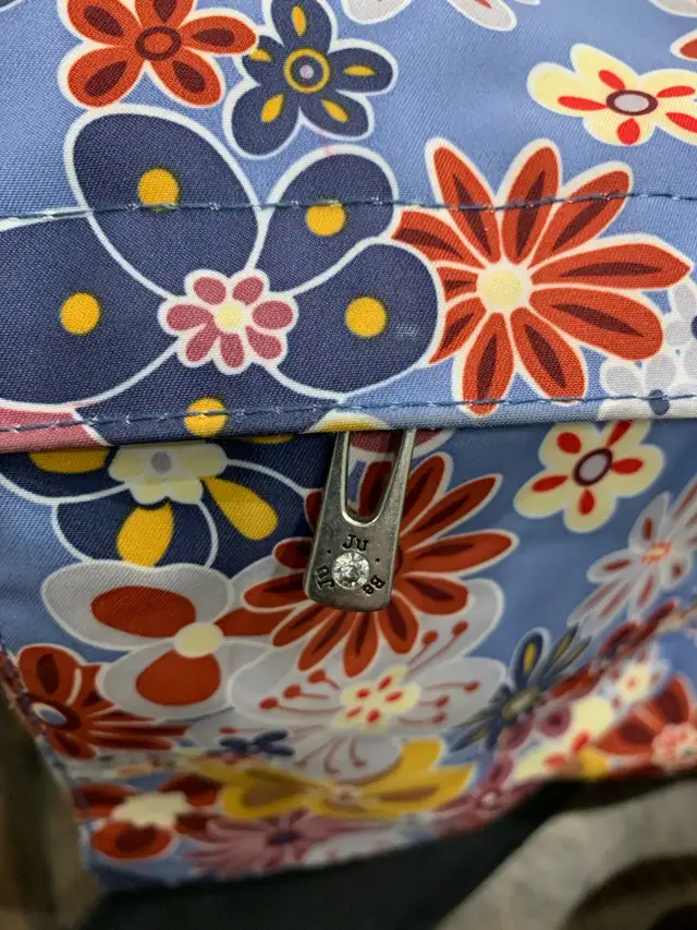 JuJuBe Diaper Bag in Bathing & Changing in Ottawa - Image 4