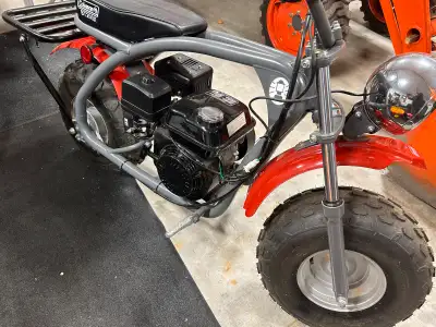 Couple year old never used Coleman mini bike 210 cc pull start Mint condition