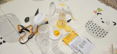 Medela Hand Pump and Collection Cup , View more