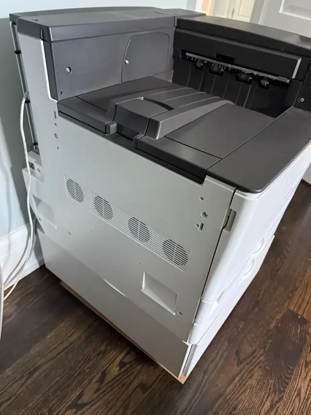 Ricoh SP C830DN Professional Colour Laser Printer + Stand in Printers, Scanners & Fax in Mississauga / Peel Region - Image 5