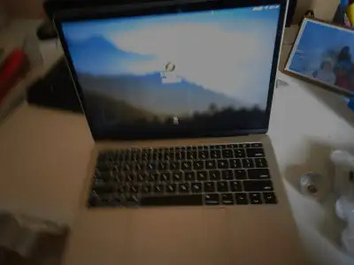 Apple MacBook Air 2018, View more