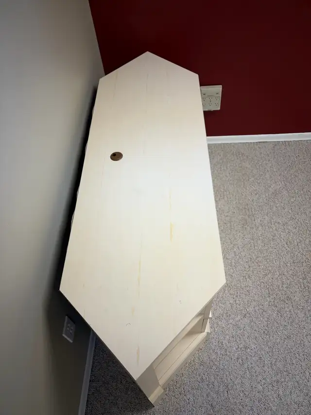 Corner TV Stand for 55 Inch TV in TV Tables & Entertainment Units in Edmonton - Image 3