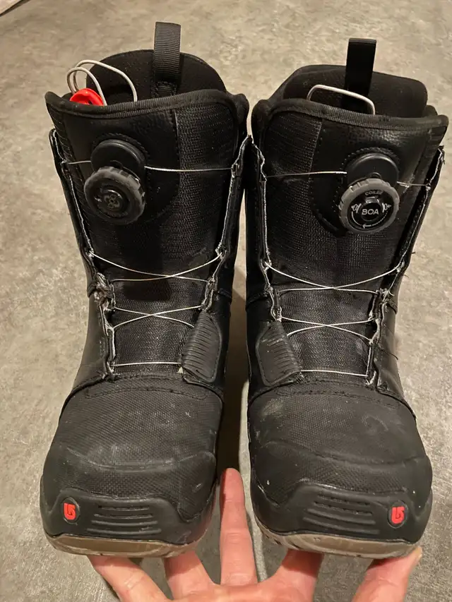 Burton Men’s Progression Boa Snowboard Snowboarding Boots US 9.5 in Snowboard in Calgary - Image 2