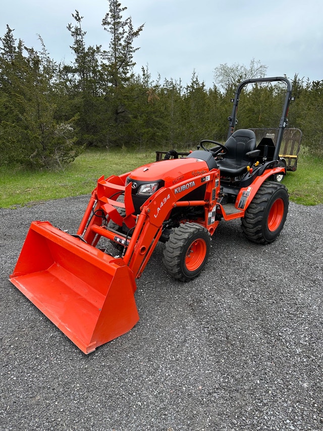 2020 Kubota B2301 Farming Equipment Kingston Kijiji