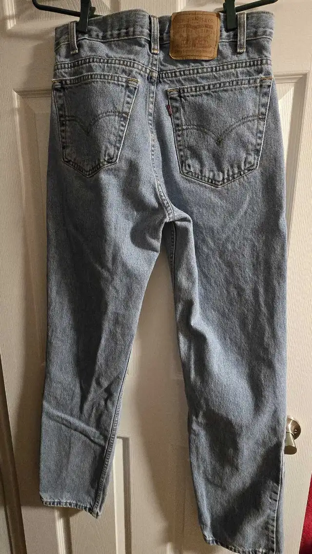 Levi Strauss Women Jeans in Women's - Bottoms in City of Toronto - Image 3