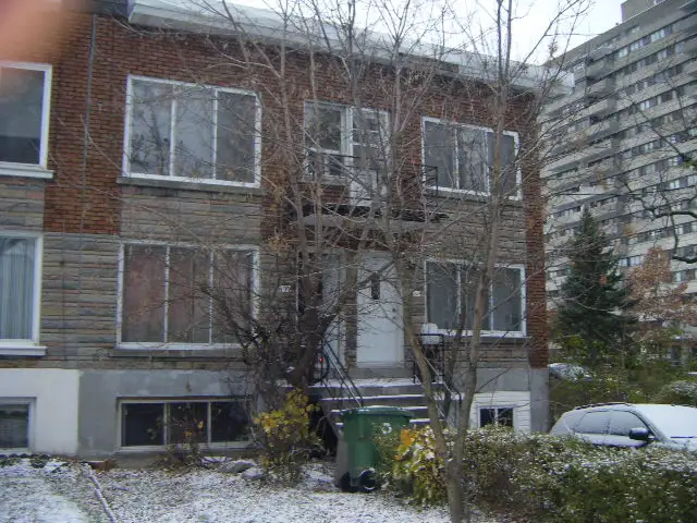 Snowdon area lower duplex