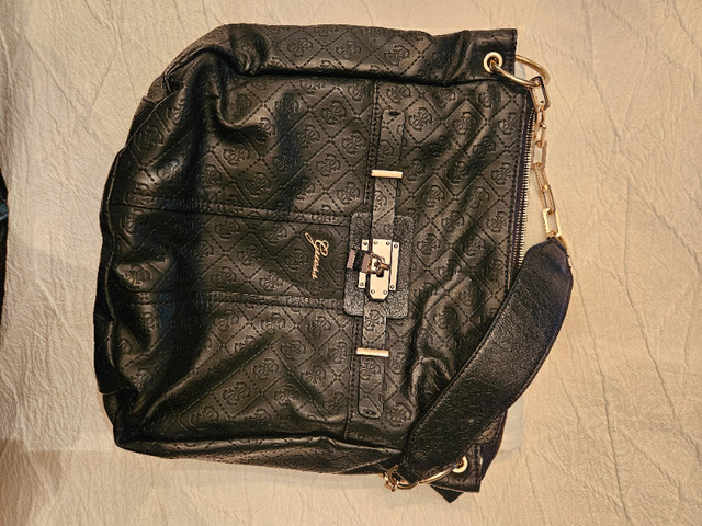 GUESS Bag / Sac A Main dans Femmes - Sacs et portefeuilles  à Ville de Montréal - Image 4