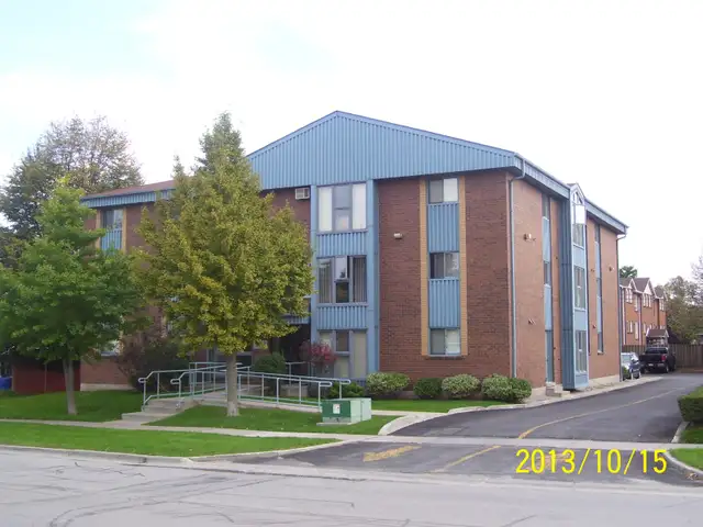 Adult Lifestyle 2 Bedroom Apartment Available For Rent