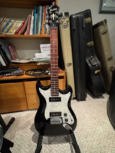 hagstrom F200p, View more