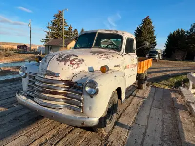 Here is a truck that is in great shape for the year. Runs and drives nicely. The interior has been r...