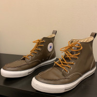 Leather moc toe converse all star boots/shoes size 10