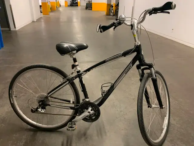 Vélo Giant in Cruiser, Commuter & Hybrid in West Island - Image 3