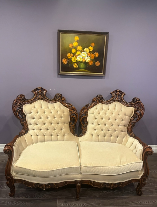 antique dining set in Dining Tables & Sets in Markham / York Region - Image 3