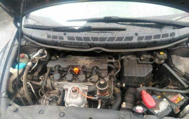 2010 honda civic fully loaded EXL 232K KM in Cars & Trucks in Oshawa / Durham Region - Image 3